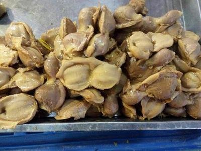 東安區亞男熟食行的家禽家畜熟食特色